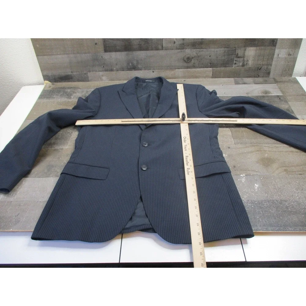 Hugo Boss Blazer Mens 42R Navy Pinstripe Wool Blend Stretch 2 Button Sport Coat